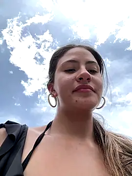 Andrea18 blonde online show from 10.19.25