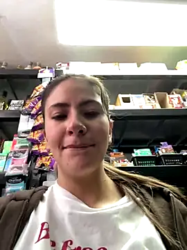 Andrea18 blonde online show from 10.24.25