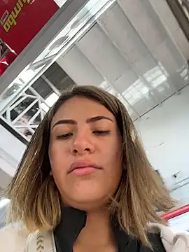 Andrea18 blonde online show from 11.29.25