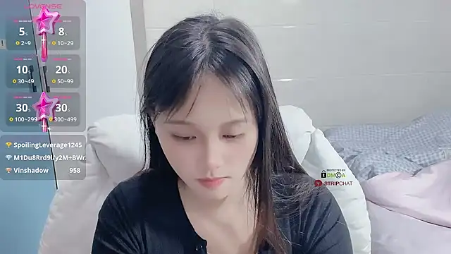 xunian71O online show from 02.24.25