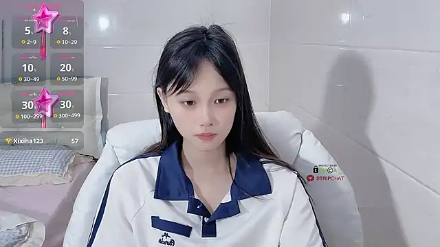 xunian71O online show from 03.12.25