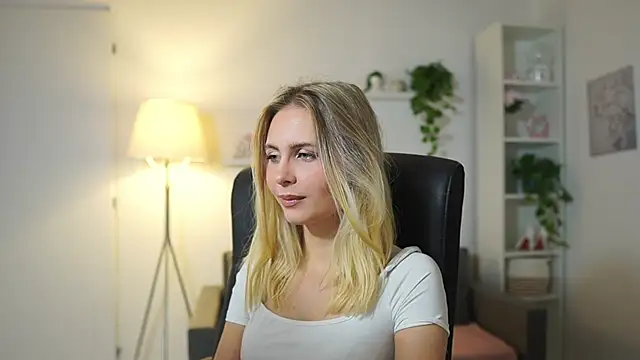 catecrago  online show from 11.06.25