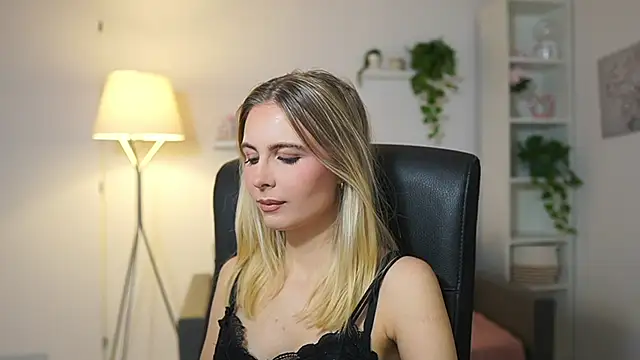 catecrago  online show from 12.05.25