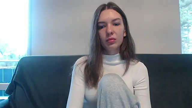 Snapshot of aurora_lust chatting on 10.10.25 aurora lust online show from 10.10.25