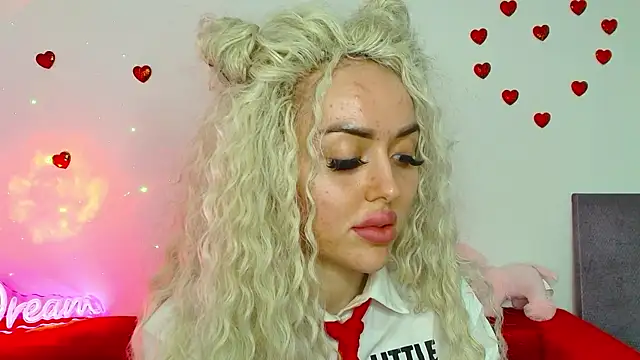 MissisCaty online show from 02.02.25