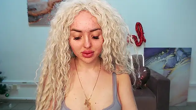 MissisCaty online show from 02.06.25