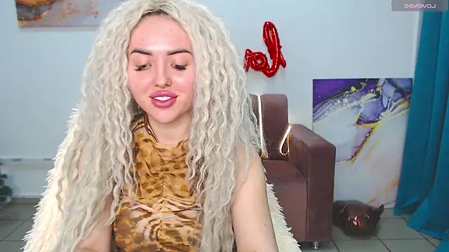 MissisCaty online show from 02.25.25