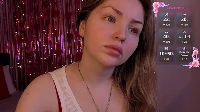 Lora Rosee online show from 04.03.26