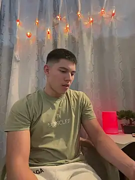 JamesCr  online show from 02.10.25