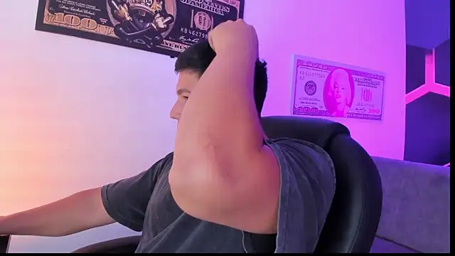 JamesCr  online show from 09.28.25