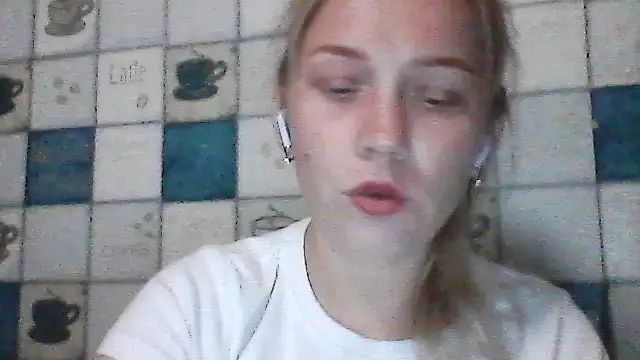 Snapshot of Anna_wey chatting on 07.10.26 Anna wey online show from 07.10.26