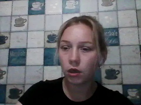 Snapshot of Anna_wey chatting on 07.14.26 Anna wey online show from 07.14.26