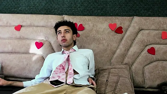 Snapshot of erickblaze_wm chatting on 02.14.25 erickblaze wm online show from 02.14.25