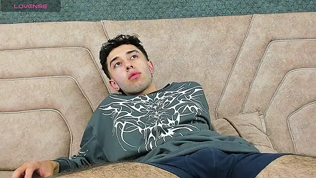 Snapshot of erickblaze_wm chatting on 02.21.25 erickblaze wm online show from 02.21.25