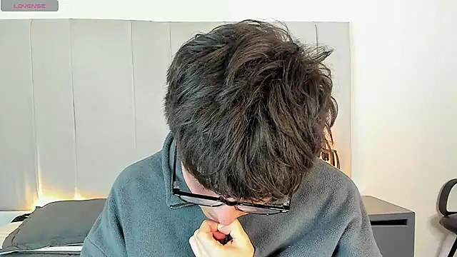 PepperTwink online show from 04.16.26