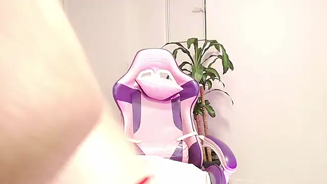 lilithharper wm online show from 02.21.25