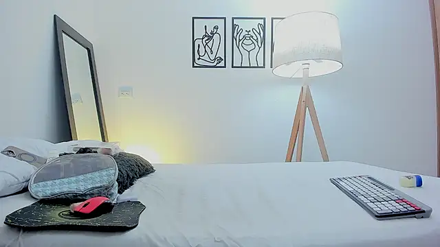 andrea cherryy online show from 02.03.26