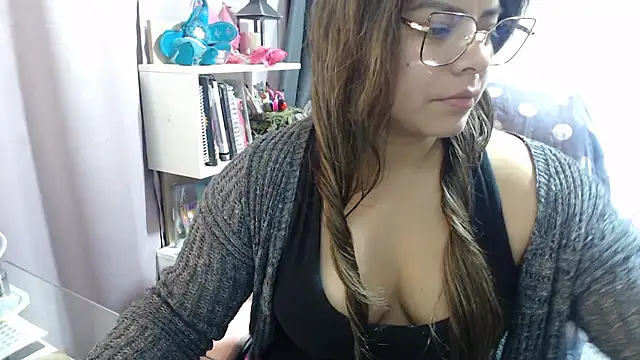 KatteAngelLat online show from 10.22.25