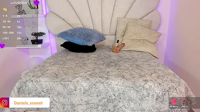 Danielaangelina online show from 11.04.25