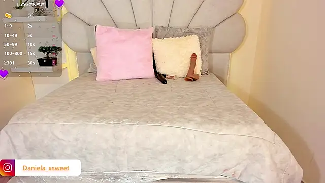 Danielaangelina online show from 02.18.26