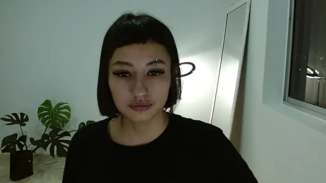 ggor4w33 online show from 02.02.25