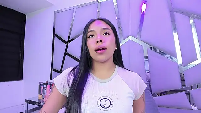 ZoeWan69 online show from 02.09.26