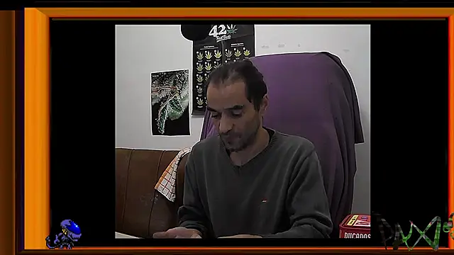 ReyDeBotones online show from 11.08.25