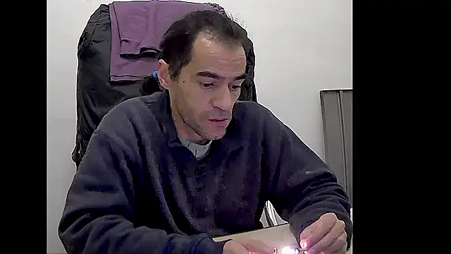 ReyDeBotones online show from 03.18.26