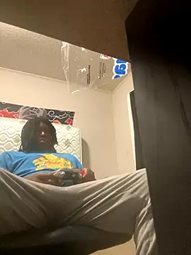 nofacenokase21 online show from 10.17.25