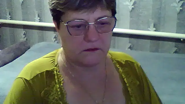 Snapshot of ElzaJewel chatting on 11.10.25 ElzaJewel online show from 11.10.25