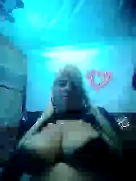 BonniAdams online show from 02.05.25