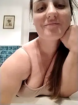 Snapshot of PrincessEileen89 chatting on 09.15.25 PrincessEileen89 online show from 09.15.25