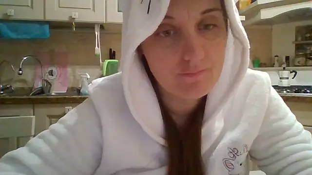 PrincessEileen89 online show from 12.16.25