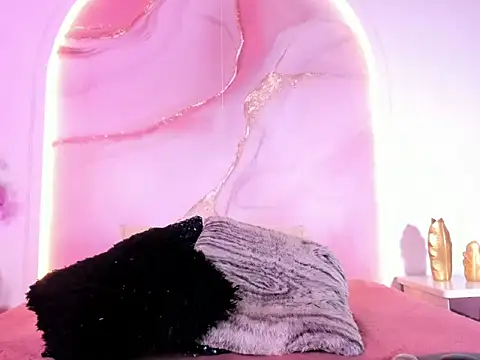 Snapshot of Sofii_Lopezz chatting on 03.17.25 Sofii Lopezz online show from 03.17.25
