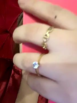 Snapshot of akirahattori chatting on 10.08.25 akirahattori online show from 10.08.25