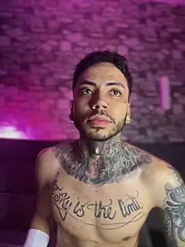 Walker Thomas1 online show from 09.22.25