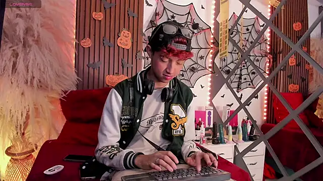 Allen Starck online show from 10.15.25