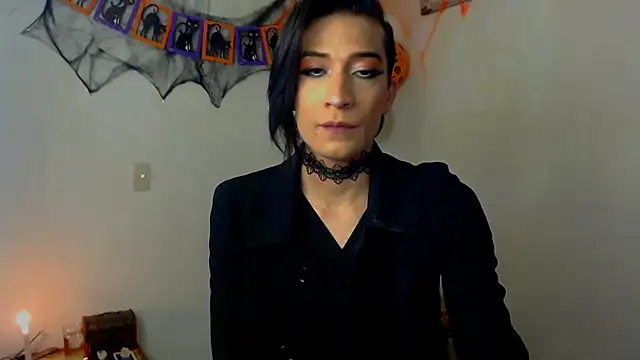 NovaNyx11 online show from 10.18.25