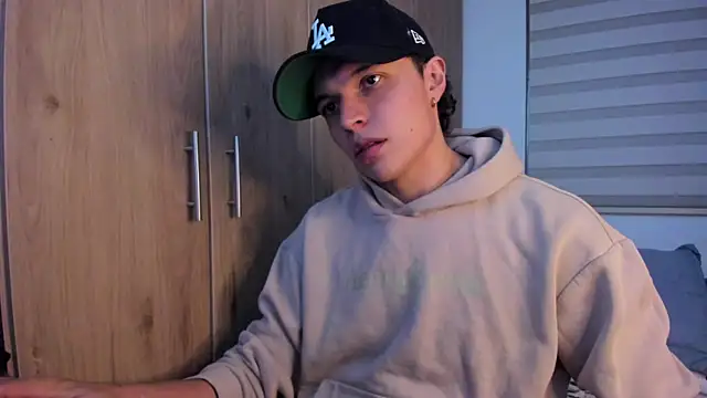 Mastrangelo xxx online show from 09.19.25