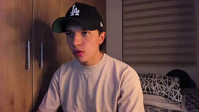 Mastrangelo xxx online show from 09.26.25