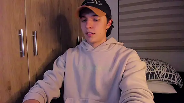 Mastrangelo xxx online show from 10.27.25