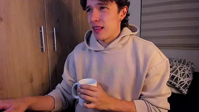 Mastrangelo xxx online show from 10.29.25