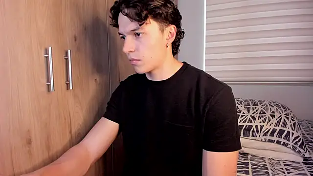 Mastrangelo xxx online show from 11.21.25