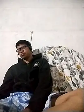 Snapshot of Mario4788 chatting on 04.10.26 Mario4788 online show from 04.10.26