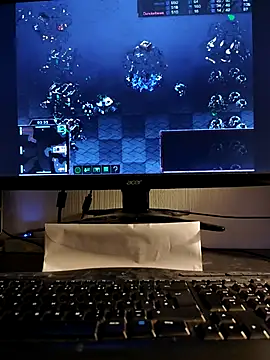 Snapshot of leinadanal chatting on 02.23.25 leinadanal online show from 02.23.25