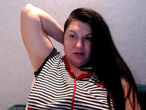 KiraSwee online show from 12.11.24