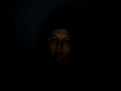 KiraSwee online show from 12.13.24