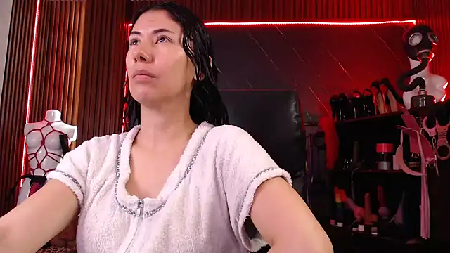 XiaQueen online show from 09.25.25