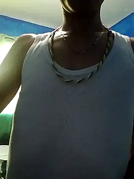 Snapshot of 1Dseralmora2 chatting on 10.04.25 1Dseralmora2 online show from 10.04.25