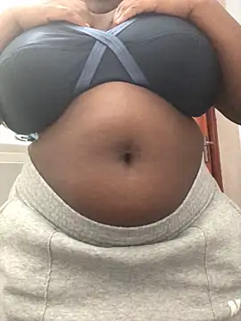 servingBigTitis online show from 02.21.25